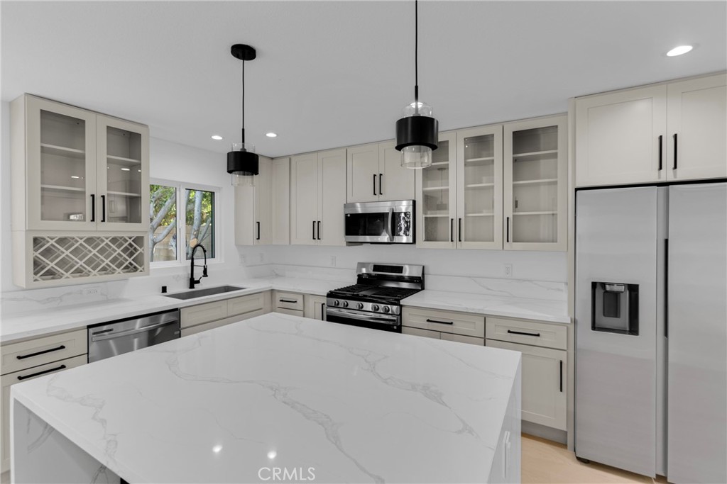 5922 Julian Lane Property Photo 13