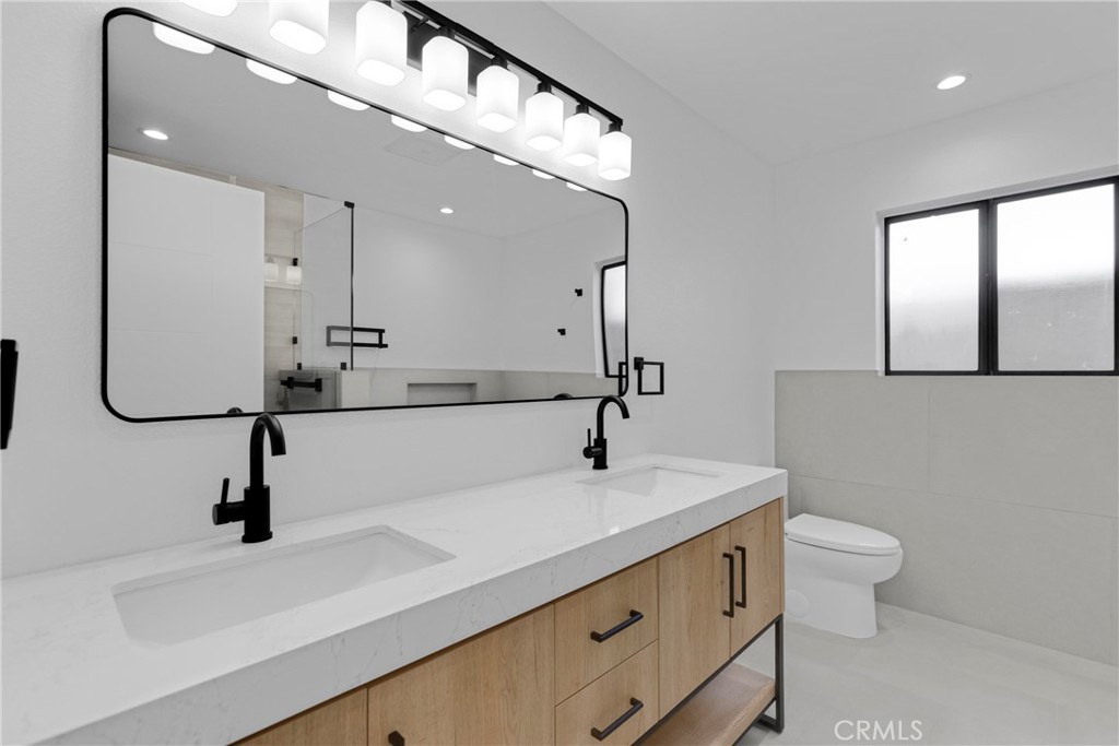 5922 Julian Lane Property Photo 17
