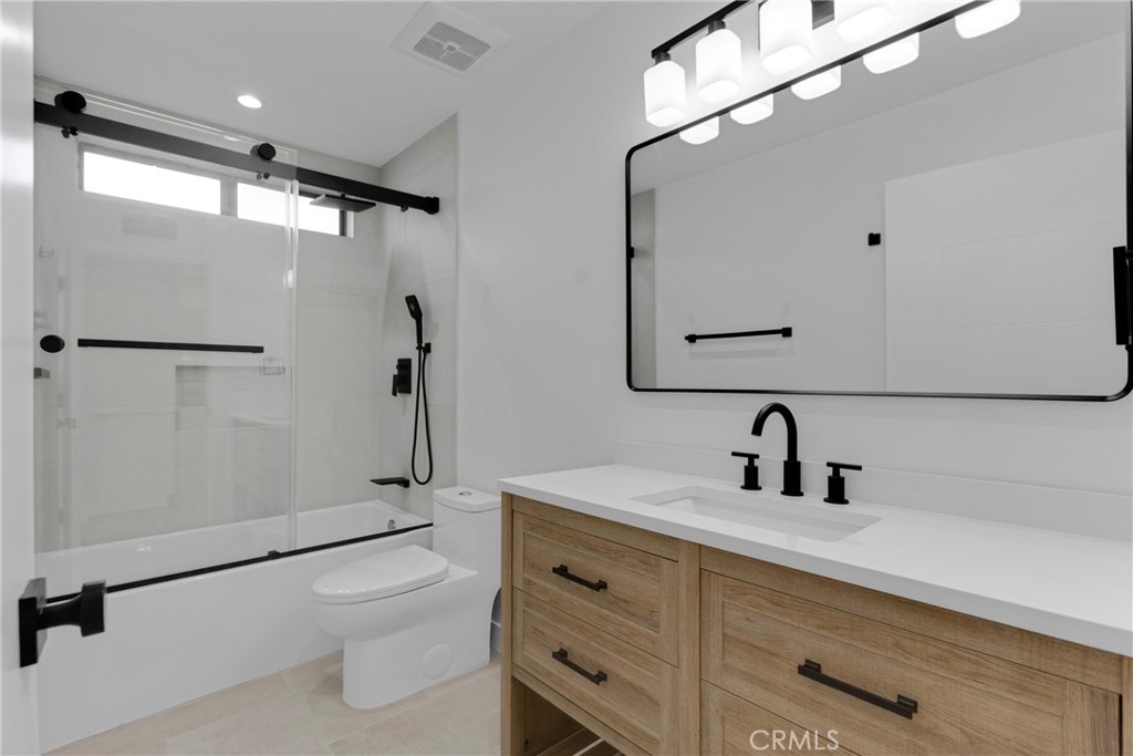 5922 Julian Lane Property Photo 18