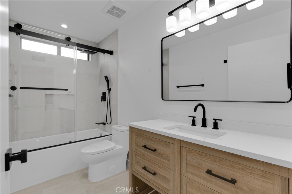 5922 Julian Lane Property Photo 18