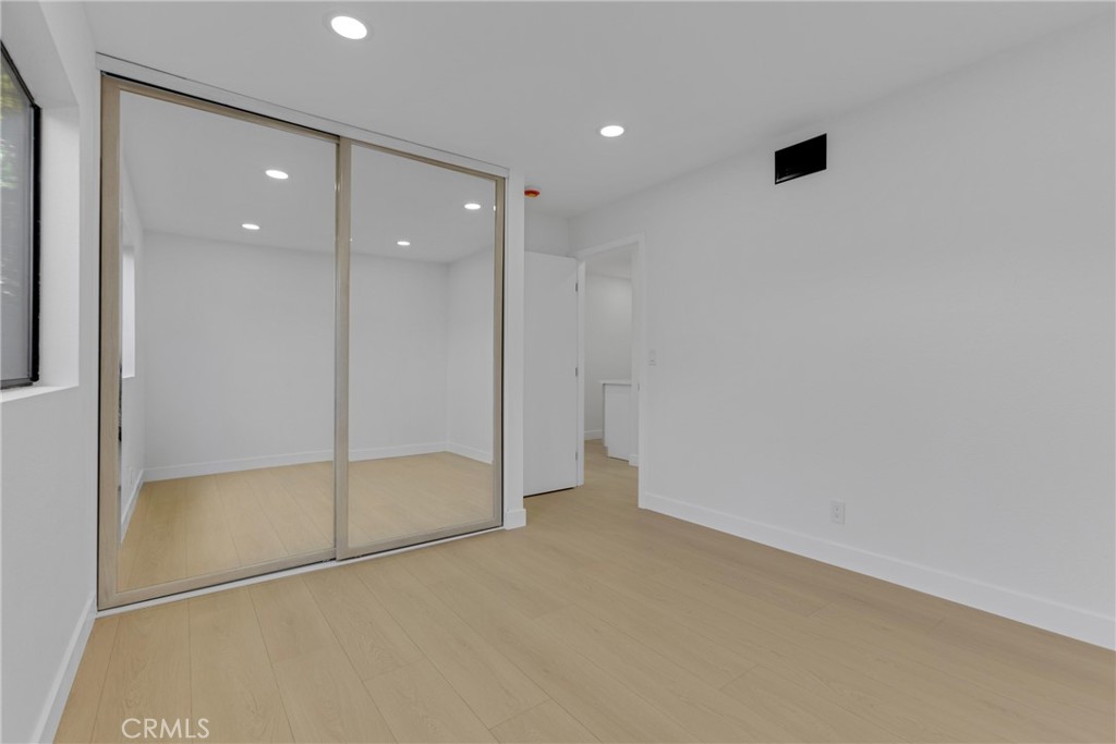 5922 Julian Lane Property Photo 23