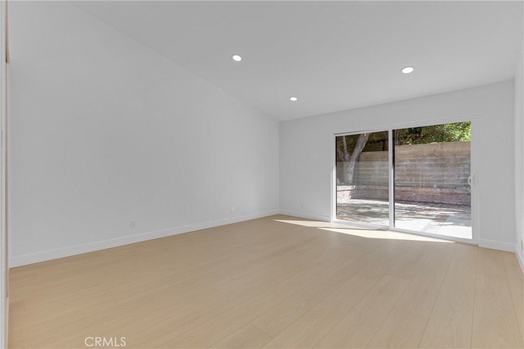 5922 Julian Lane Property Photo 25