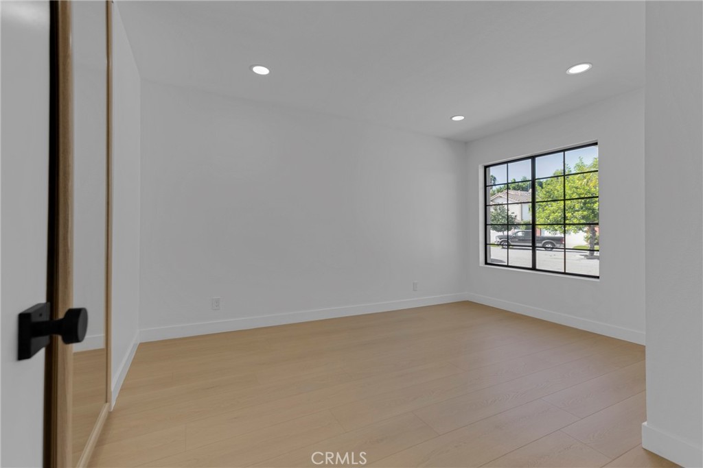 5922 Julian Lane Property Photo 29