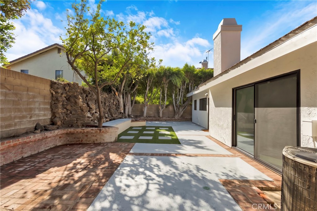 5922 Julian Lane Property Photo 33