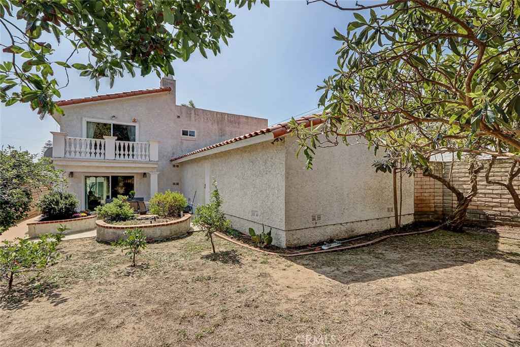 1701 Gates Property Photo 37