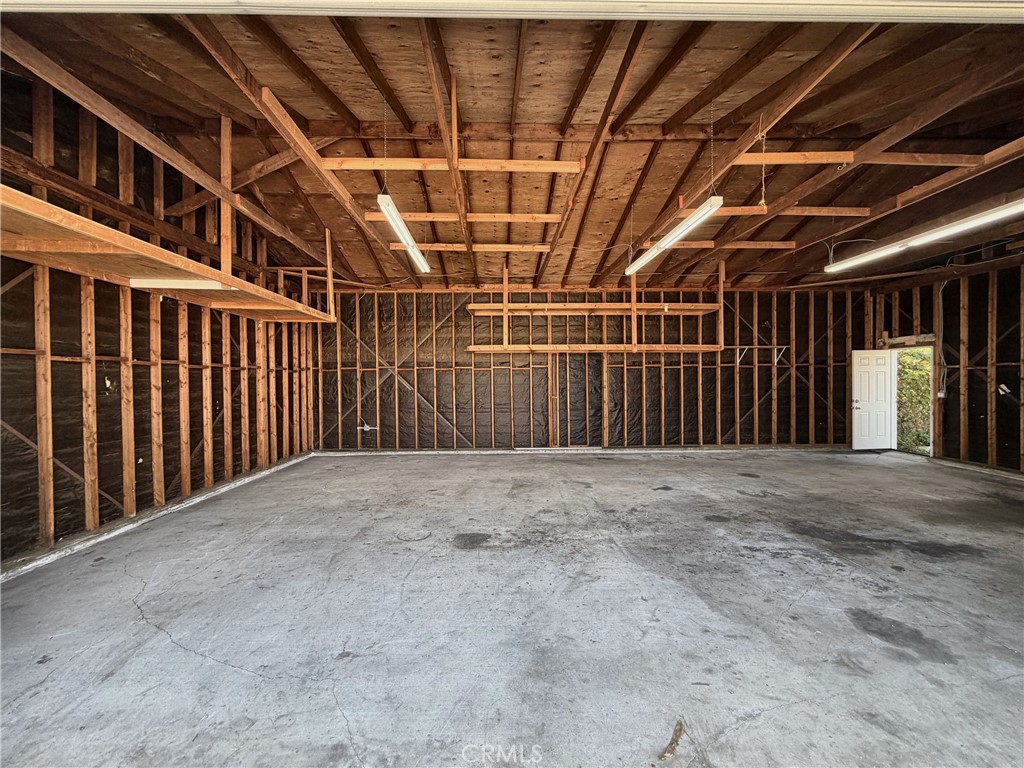17424 Delia Property Photo 11