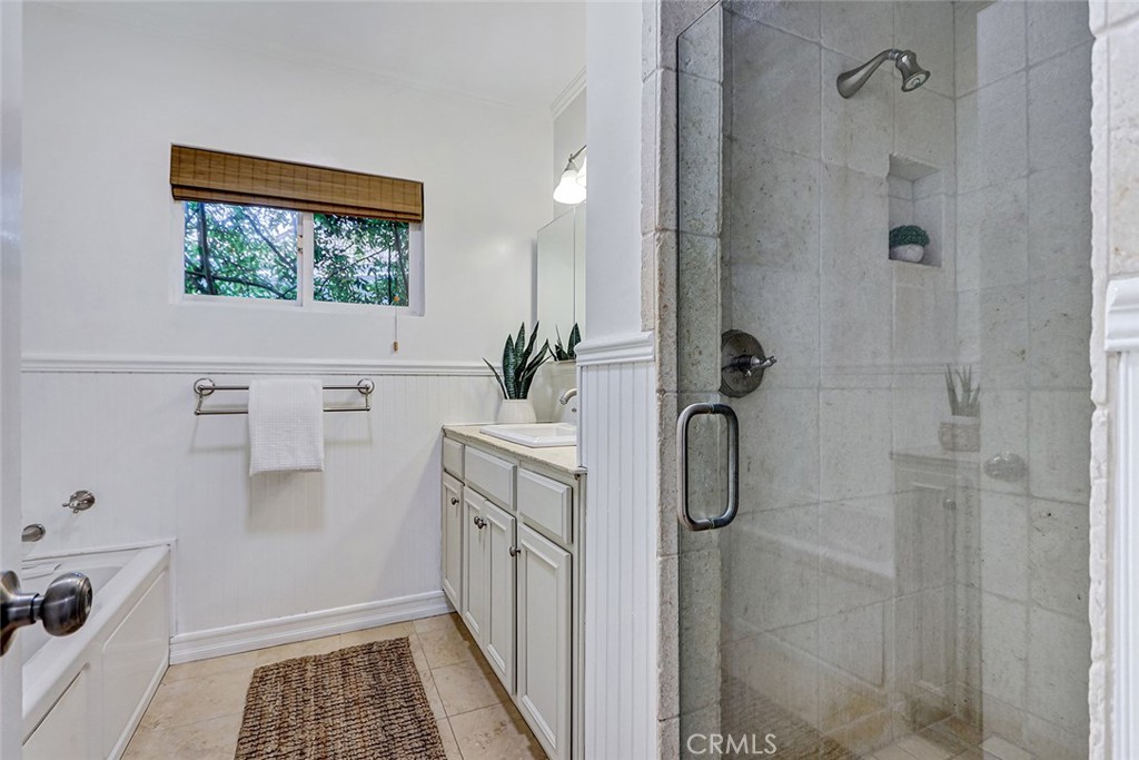 12509 Manor Property Photo 15