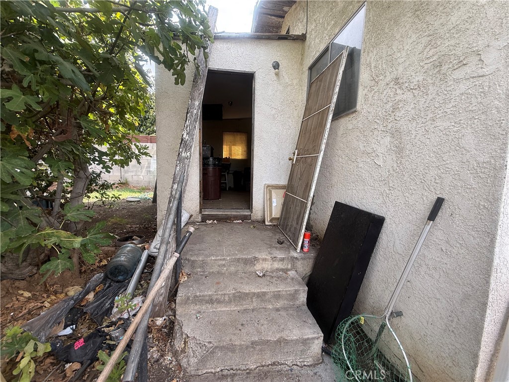 2927 Asbury Property Photo 4