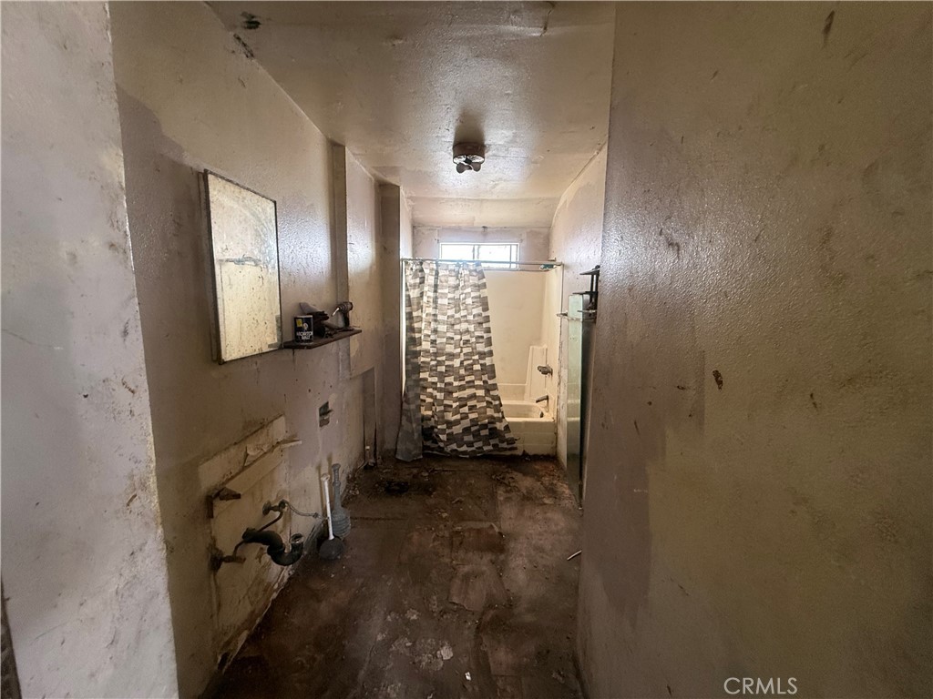 2927 Asbury Property Photo 8