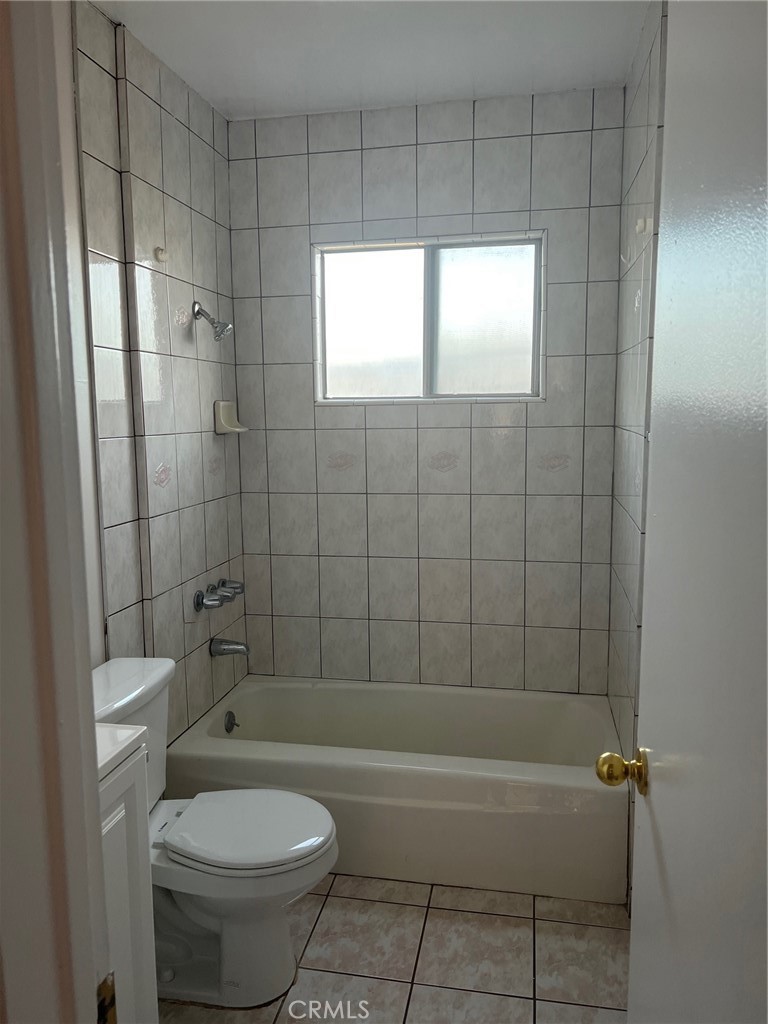 16701 S Berendo Property Photo 19