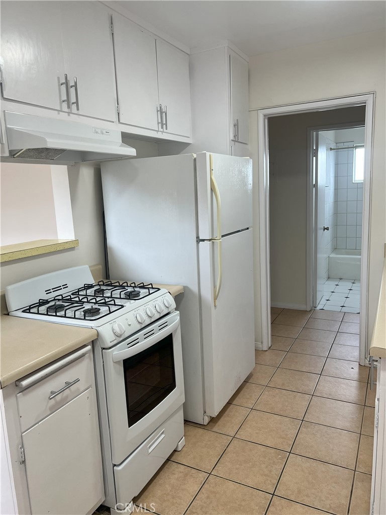 16701 S Berendo Property Photo 25