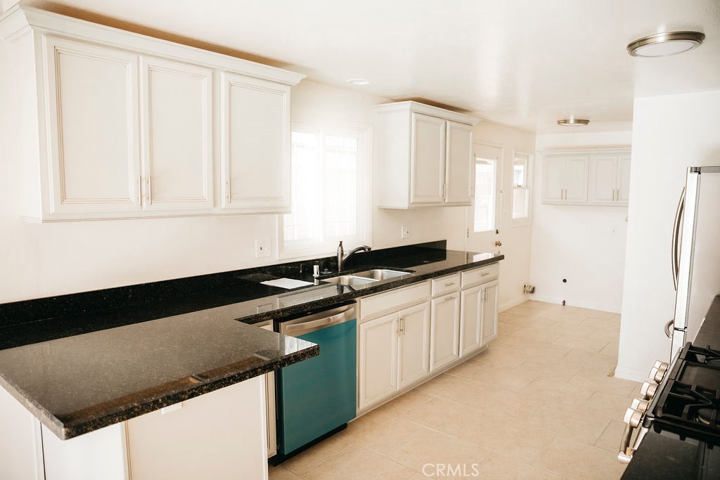 1760 Ruhland Avenue Property Photo 3