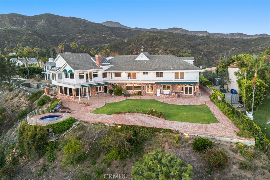1464 Via Cresta Property Photo 4