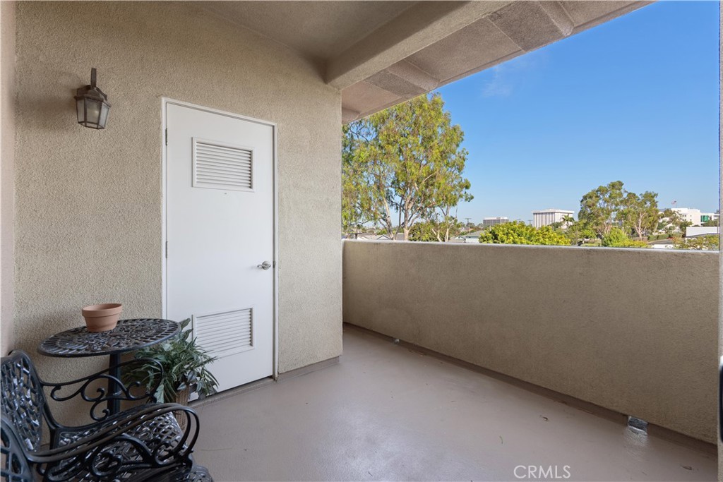 21345 Hawthorne Boulevard 204 Property Photo 30