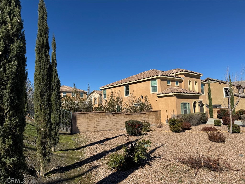 37507 Citron Place Property Photo 3