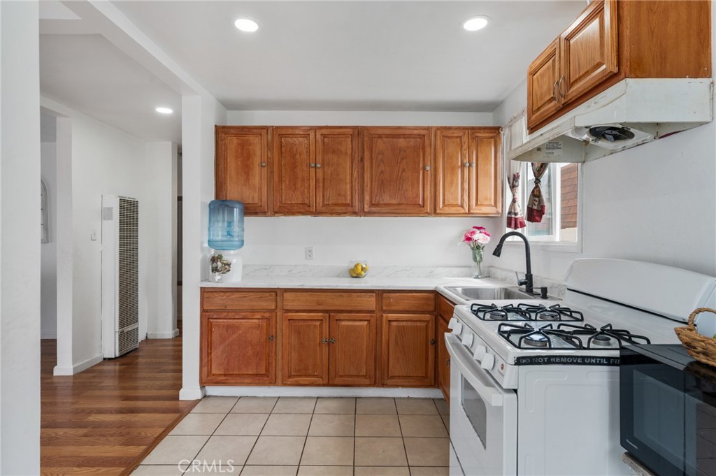 23702 Enola Property Photo 9