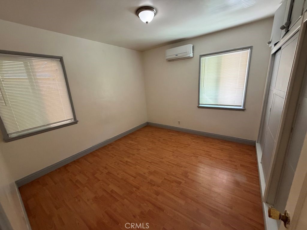 526 Dewey Property Photo 10