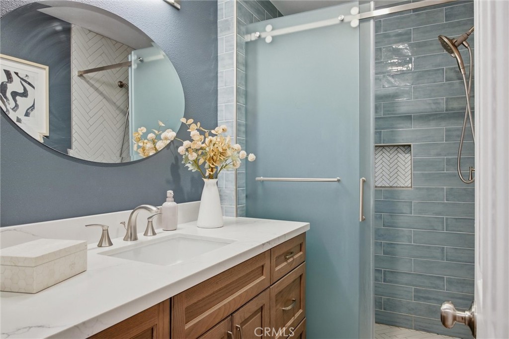 1321 Beryl Street 102 Property Photo 10