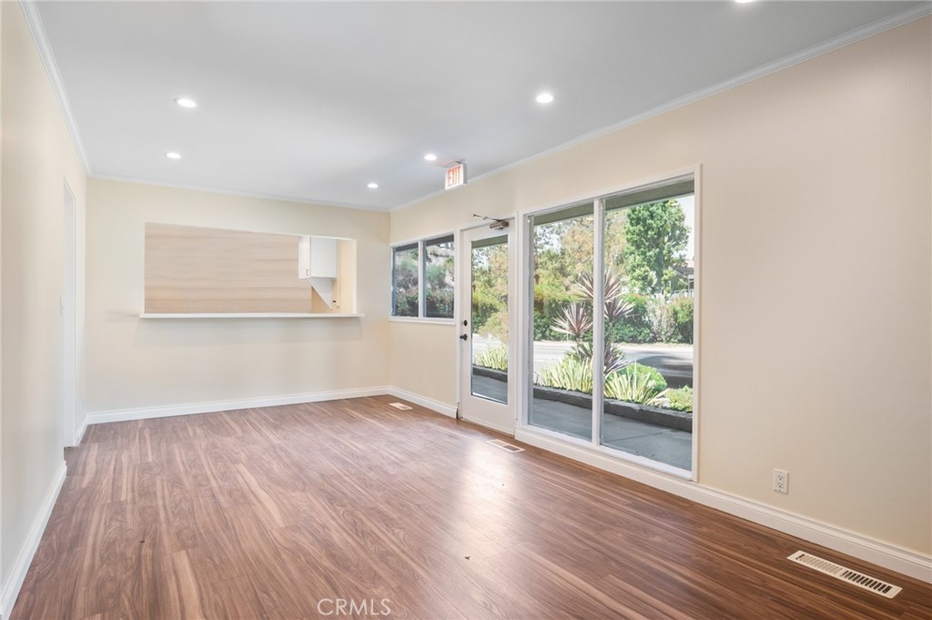 26516 Crenshaw Boulevard Property Photo 6