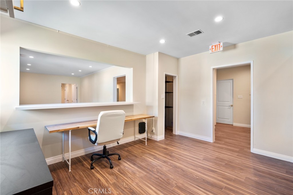 26516 Crenshaw Boulevard Property Photo 12