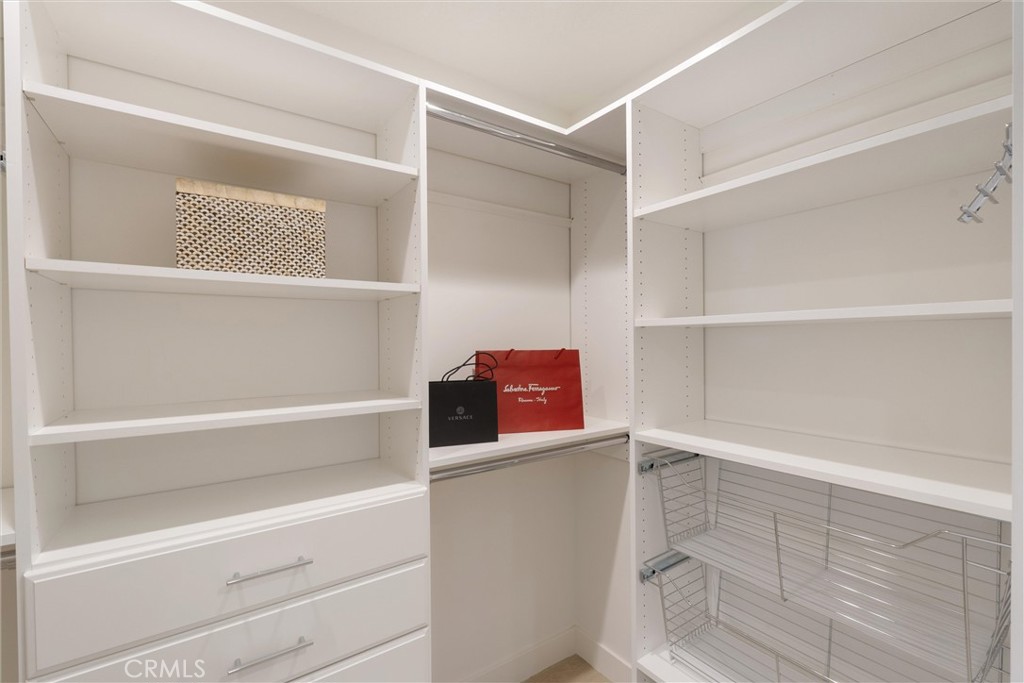 5030 Rolling Meadows Road Property Photo 17