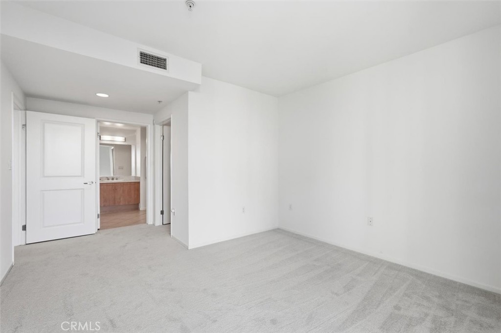 267 S San Pedro 315 Property Photo 18