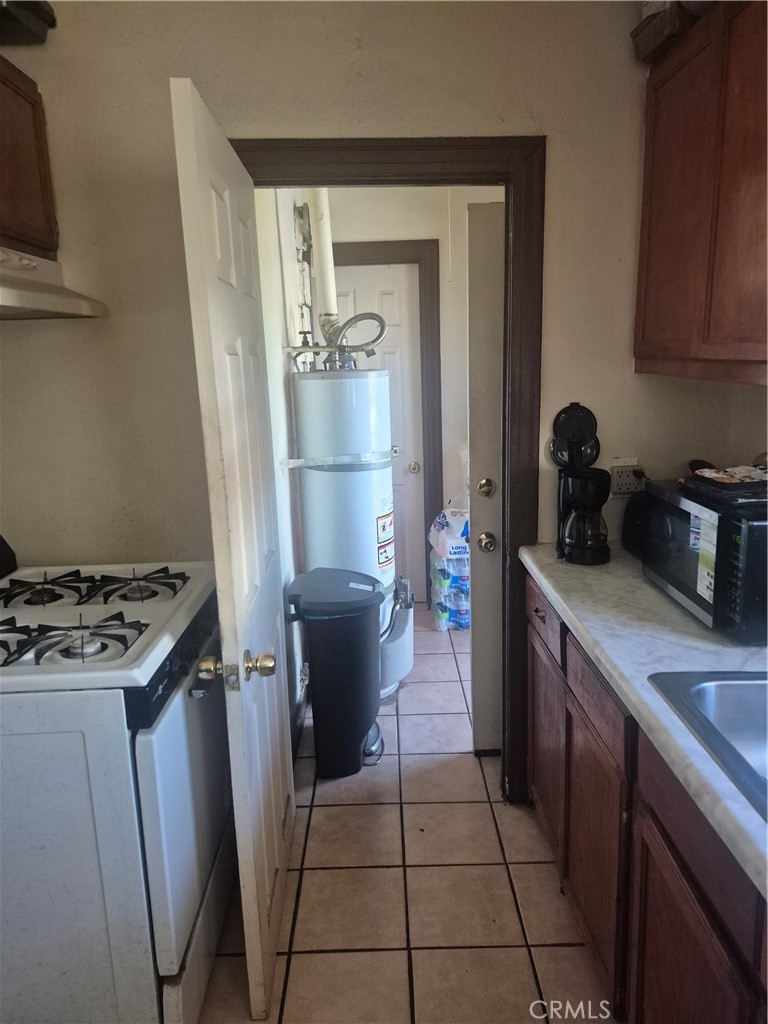 243 E 82nd Property Photo 17