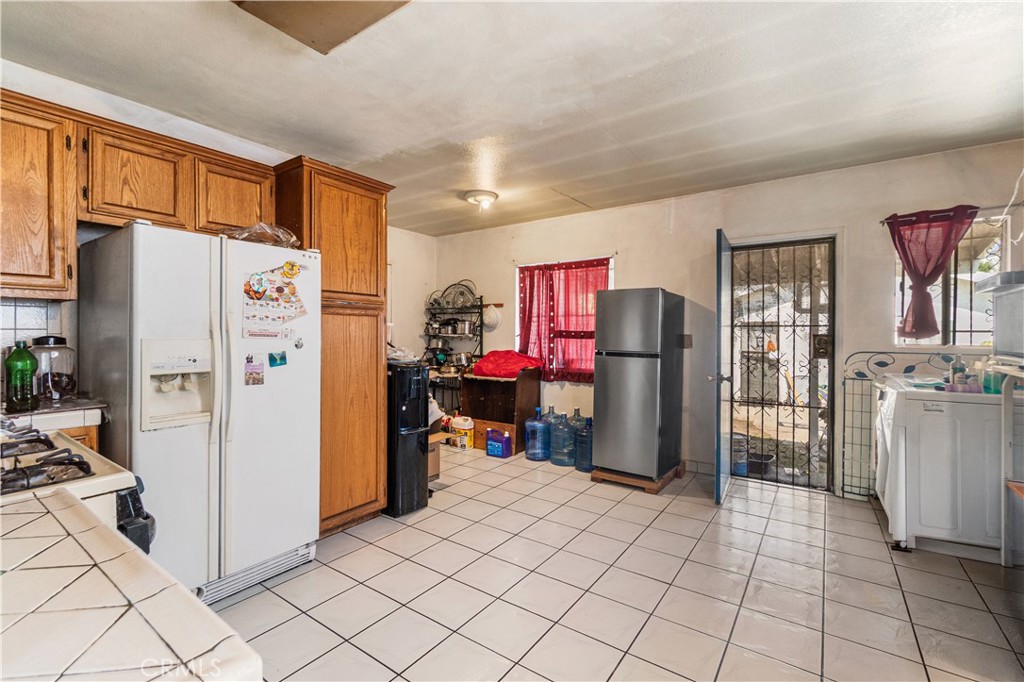 163 E 109th Place Property Photo 10