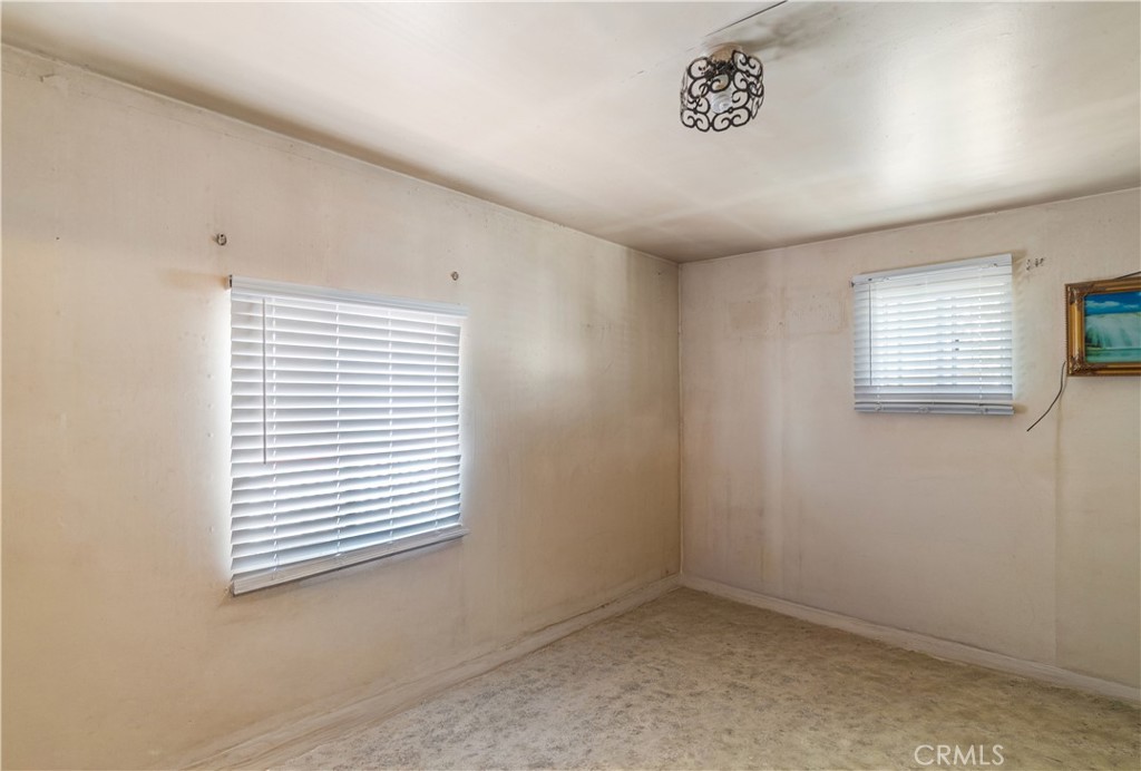 163 E 109th Place Property Photo 13