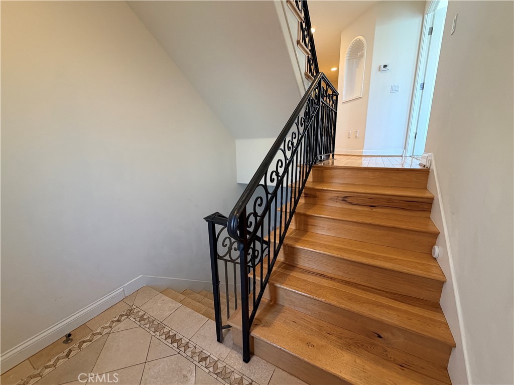 710 1st Place Property Photo 2