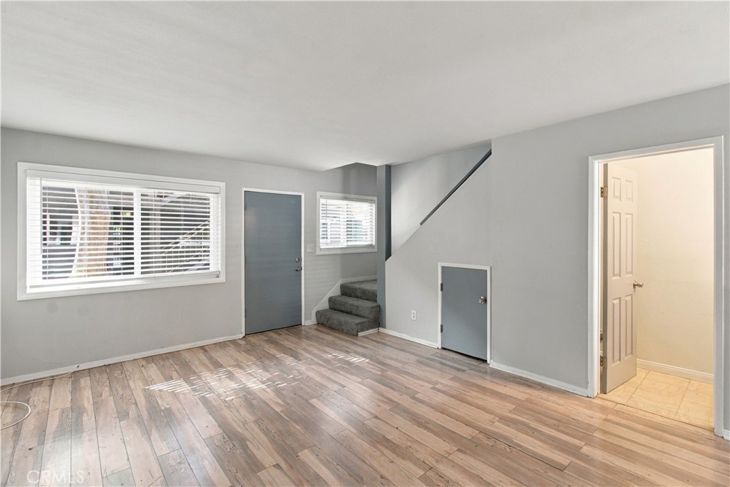 725 Coronado Ave 112 Property Photo 3