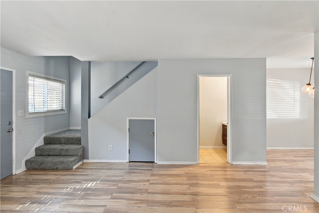 725 Coronado Ave 112 Property Photo 4