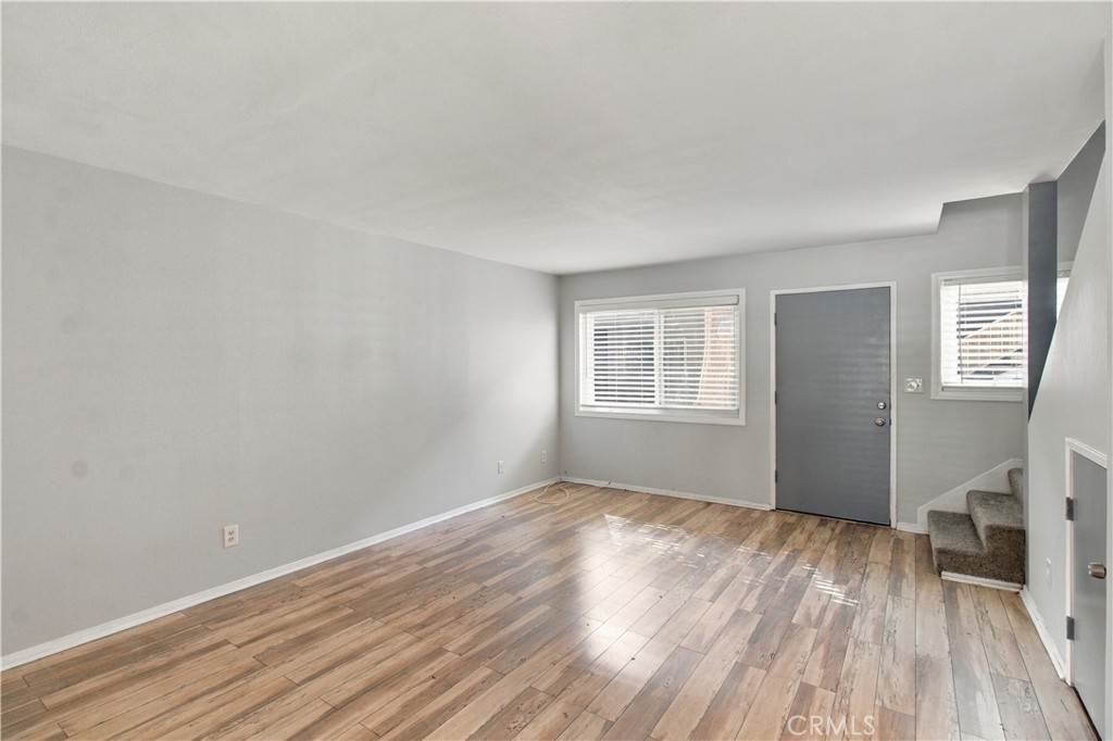 725 Coronado Ave 112 Property Photo 8