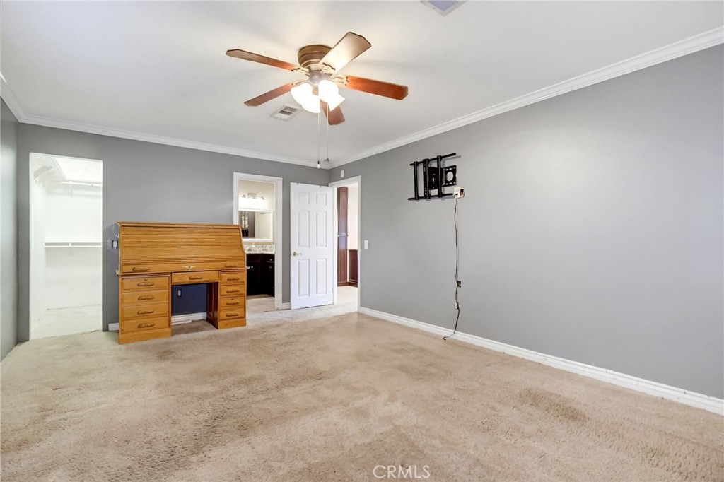 2539 S Garfield Property Photo 12