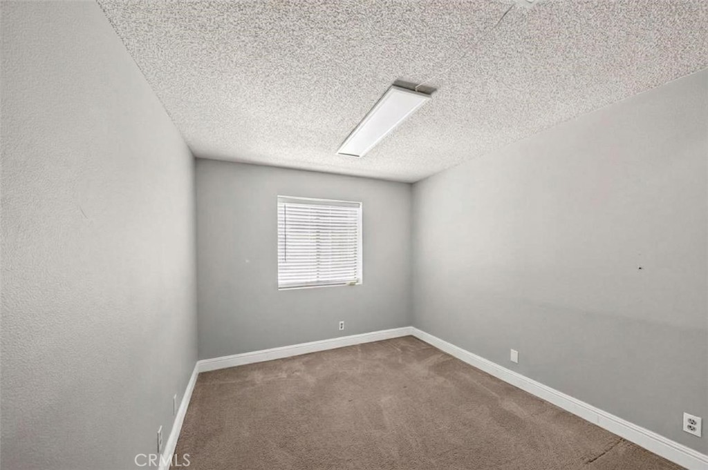 15837 Jupiter Place Property Photo 15