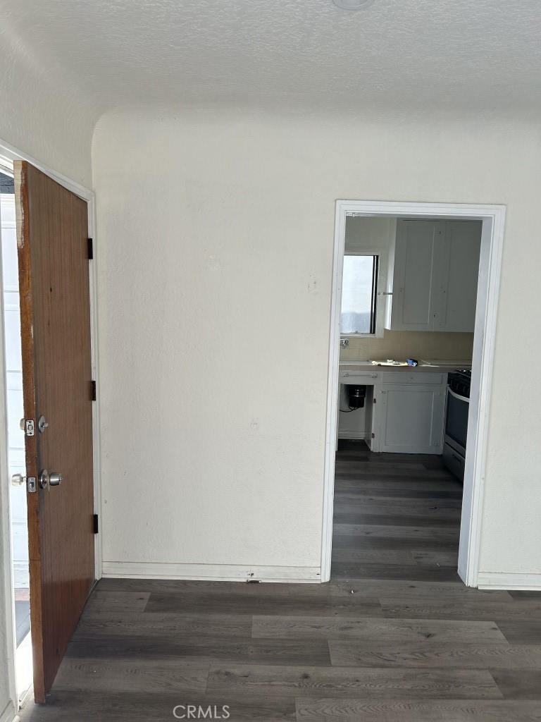 323 35th Property Photo 14