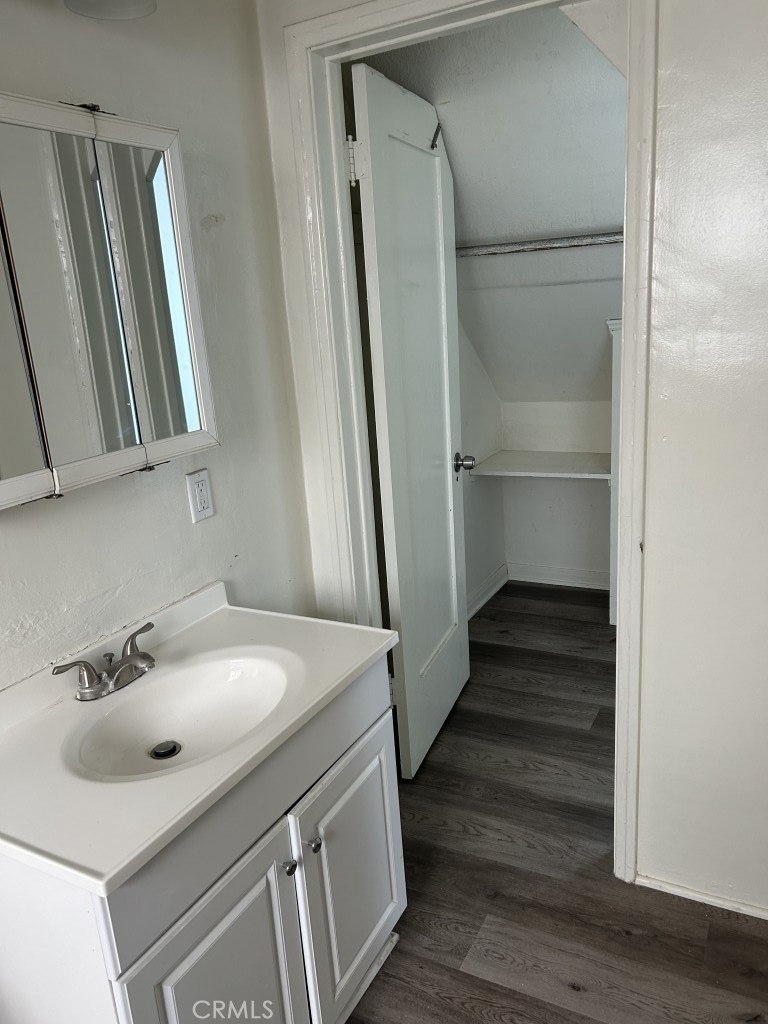 323 35th Property Photo 17