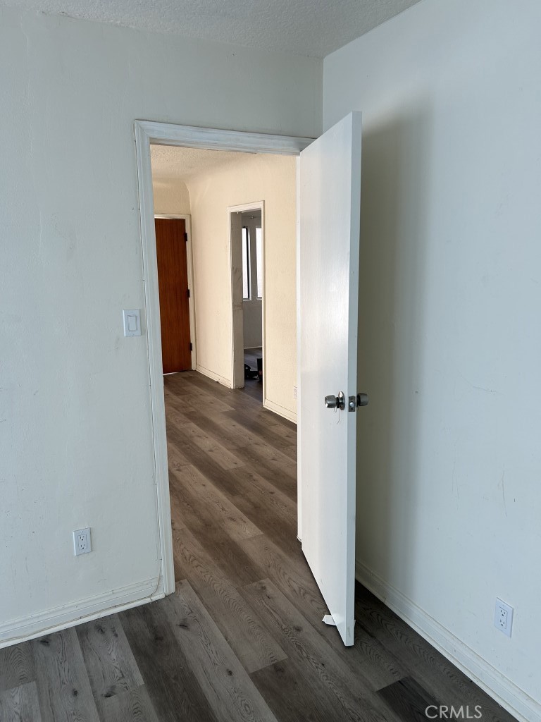 323 35th Property Photo 23