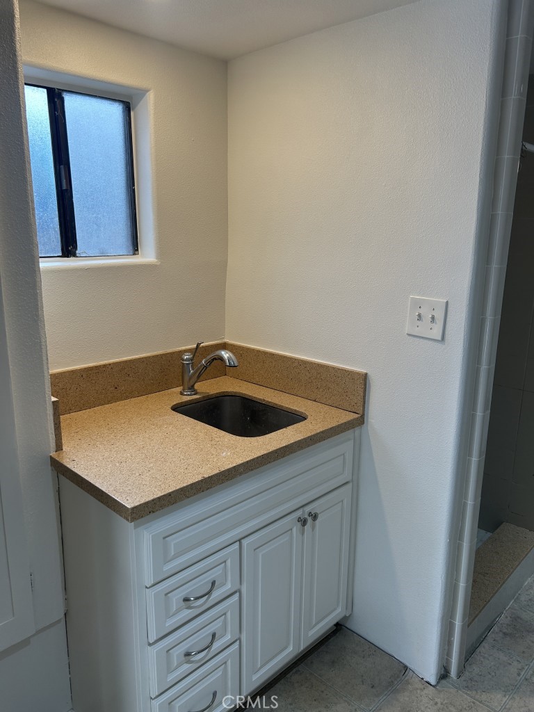323 35th Property Photo 62