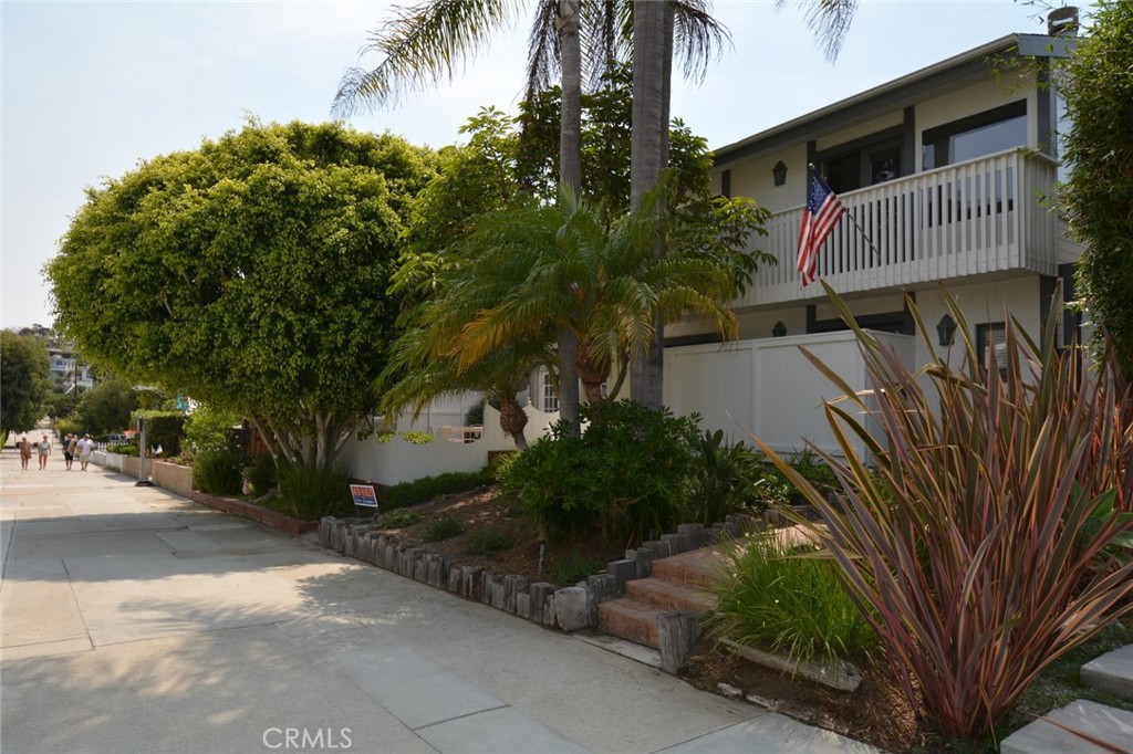 408 6th Property Photo 1