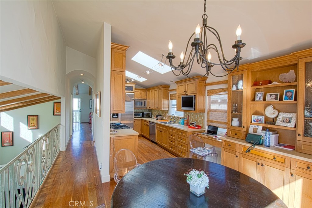 408 6th Property Photo 10