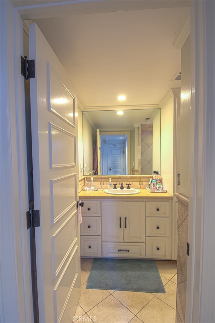 408 6th Property Photo 22