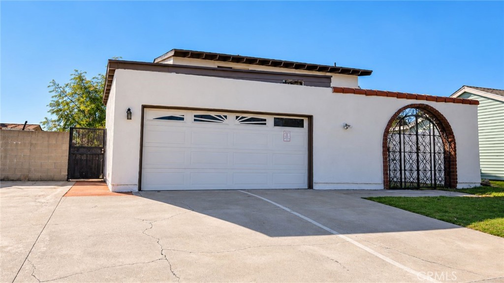 20215 Tajauta Property Photo 1