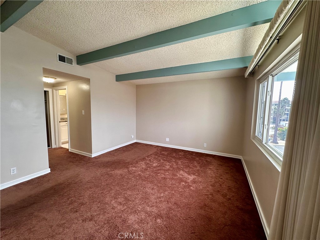 1612 W 22nd Property Photo 14