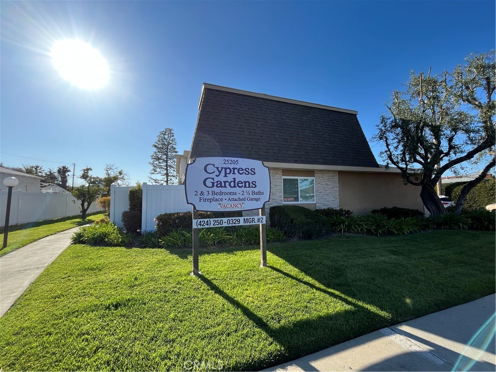 25205 Cypress Street 10 Property Photo 1