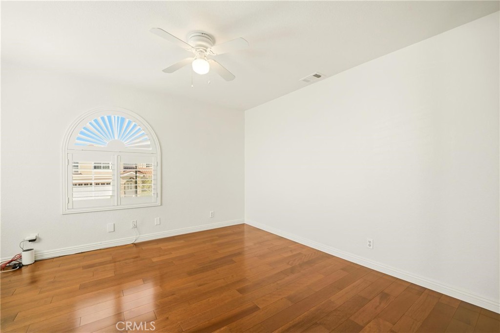 18536 Ashley Avenue Property Photo 17