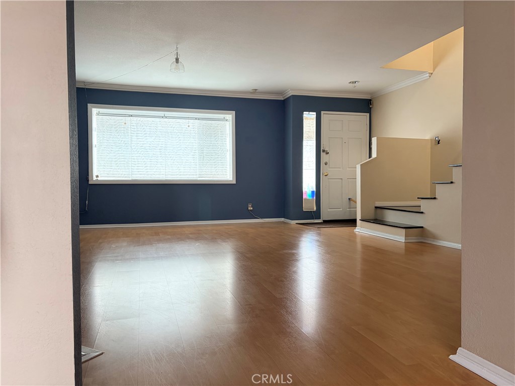 25928 Oak Street #b Property Photo 4