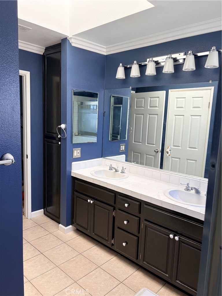 25928 Oak Street #b Property Photo 8
