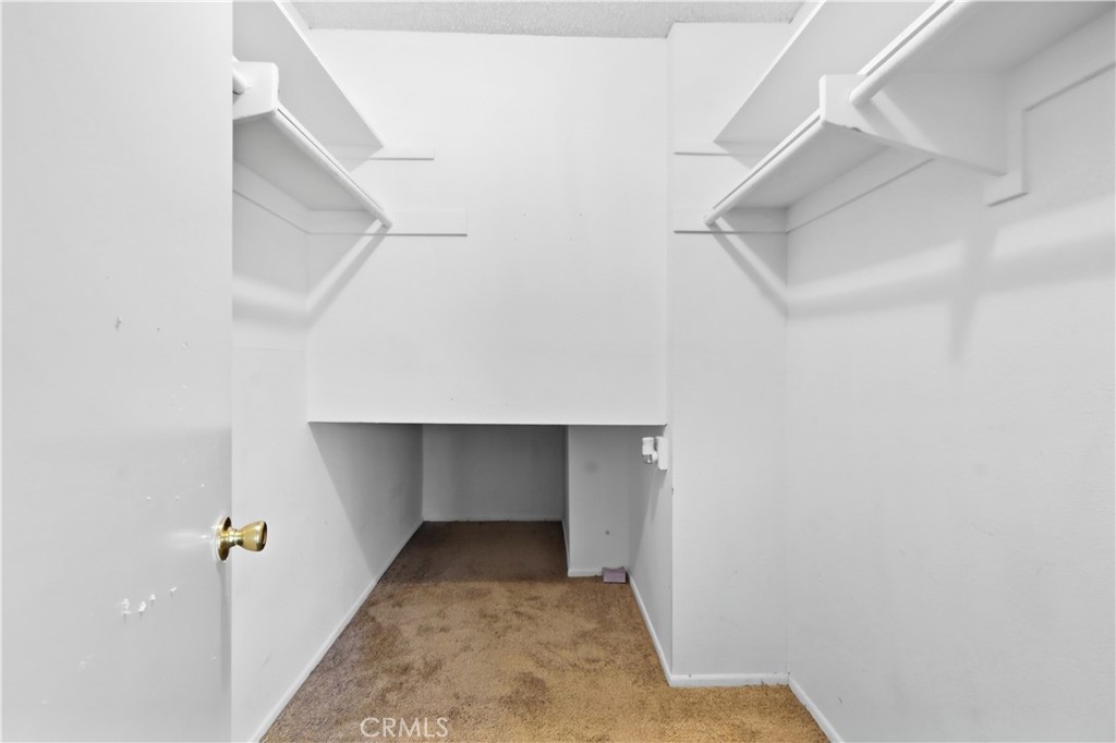 3659 Country Club B Property Photo 10