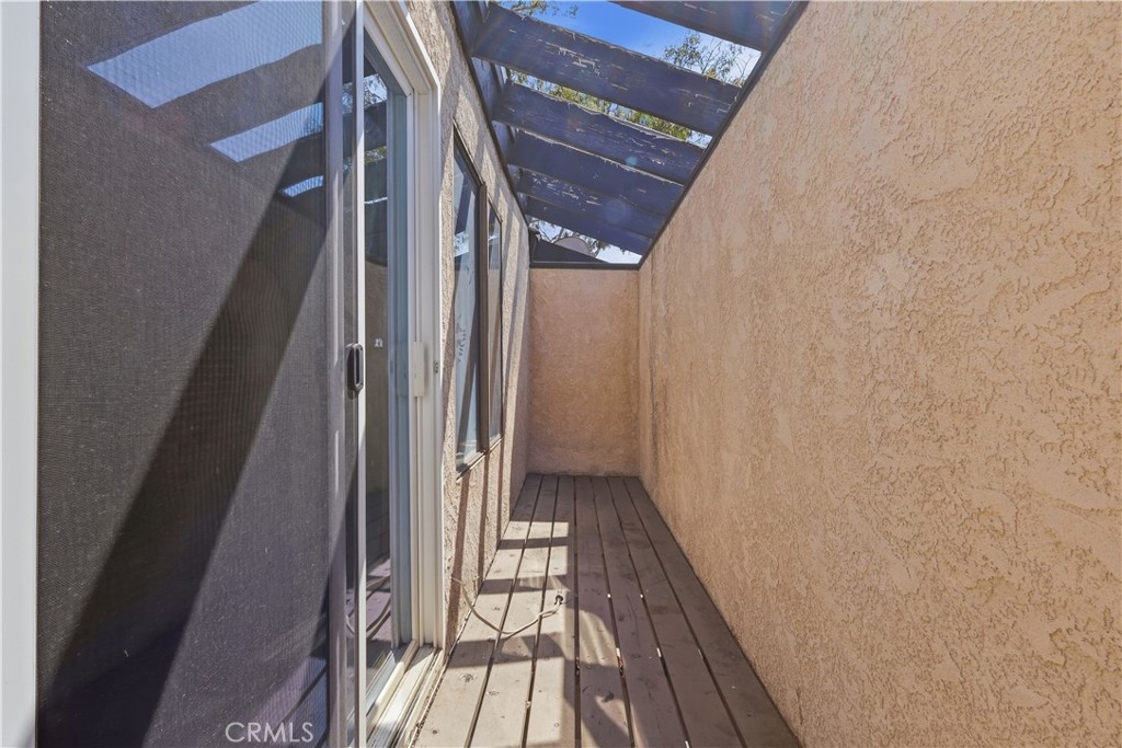 3659 Country Club B Property Photo 19